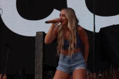 Ashely Cooke at Faster Horses Festival