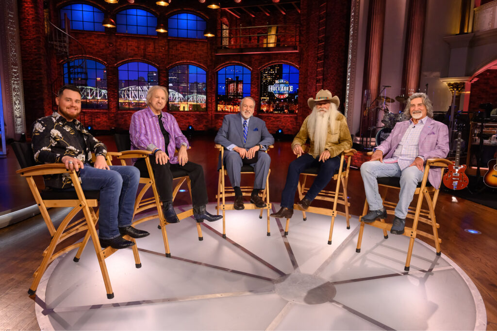 Legendary Oak Ridge Boys Shine on TBN’s Huckabee: Debuting New Member Ben James in Spectacular Fashion!